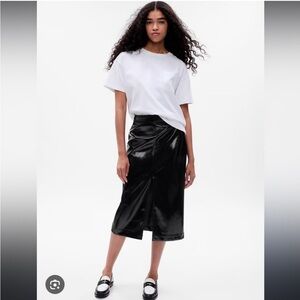High shine patent faux leather pencil midi skirt NWT